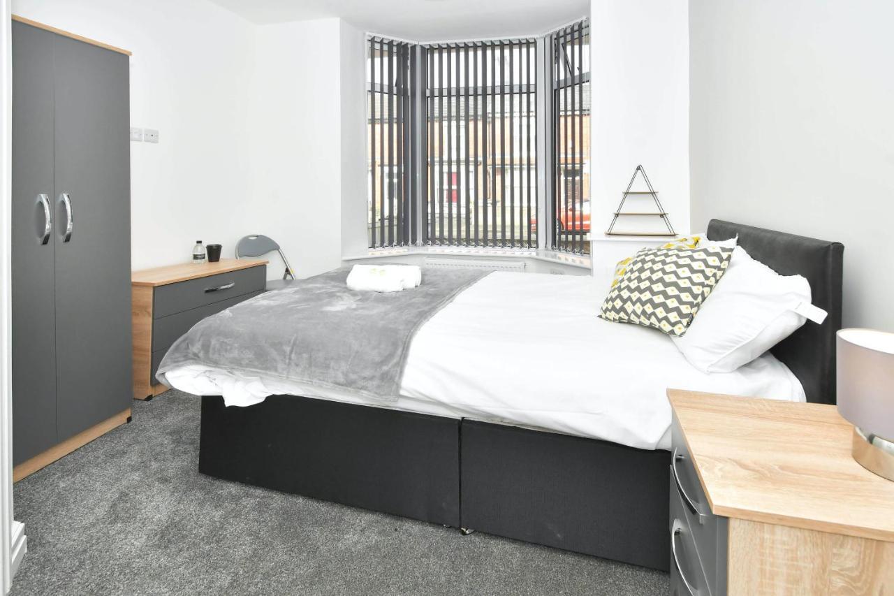 Townhouse @ Chiltern Place Newcastle Under Lyme Silverdale (Staffordshire) Exterior foto