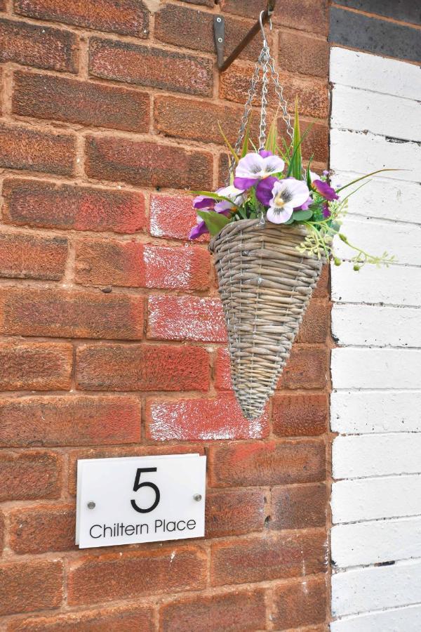 Townhouse @ Chiltern Place Newcastle Under Lyme Silverdale (Staffordshire) Exterior foto